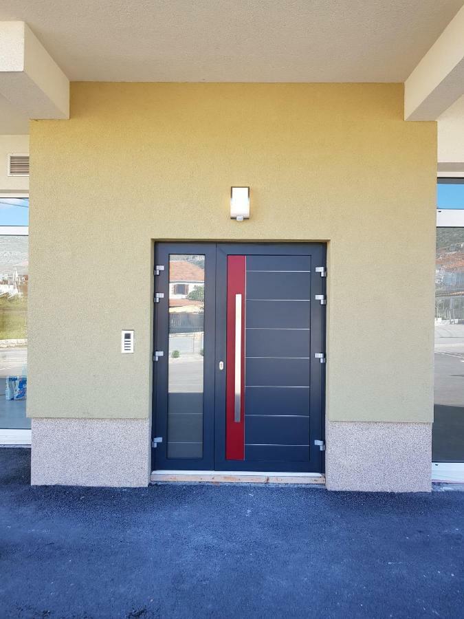 Apartmani Marella Donji Seget Zewnętrze zdjęcie