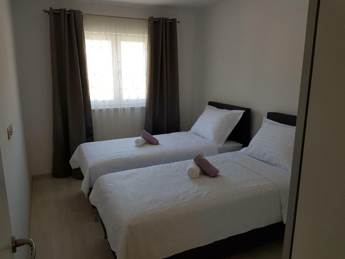 Apartmani Marella Donji Seget Zewnętrze zdjęcie