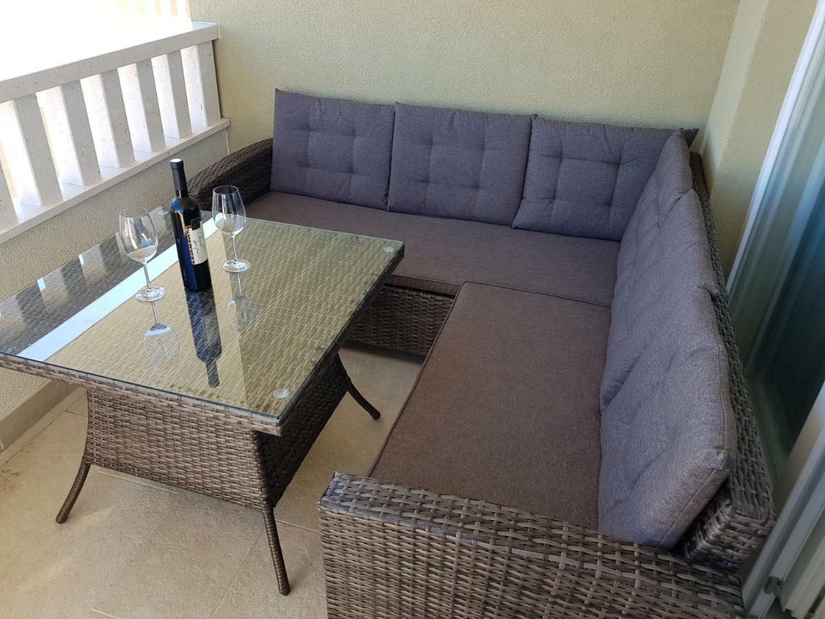 Apartmani Marella Donji Seget Zewnętrze zdjęcie