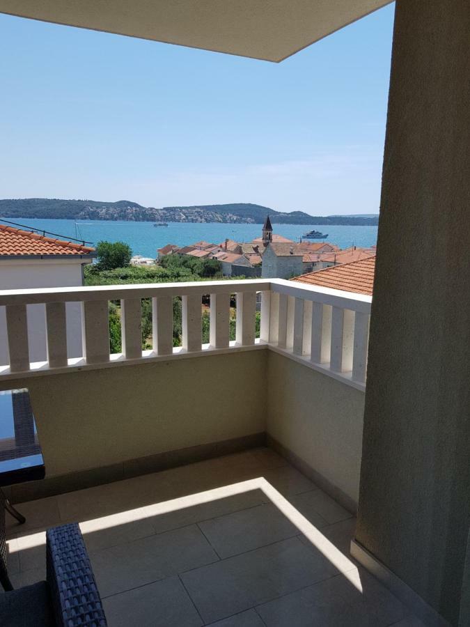Apartmani Marella Donji Seget Zewnętrze zdjęcie
