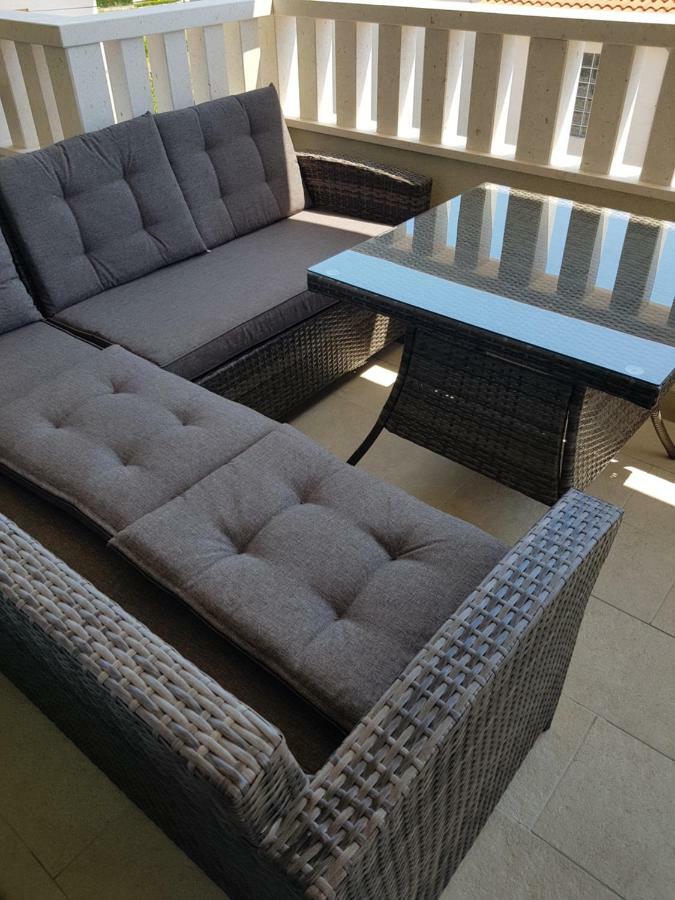 Apartmani Marella Donji Seget Zewnętrze zdjęcie